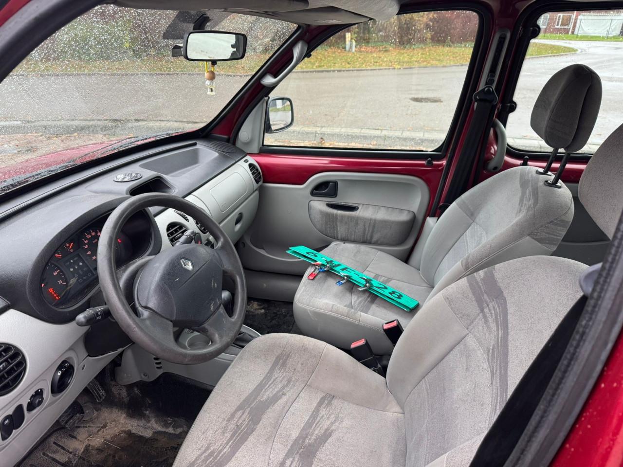 Renault kangoo bj 2005  automaat  1950 euro