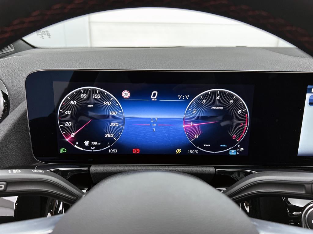 Mercedes-Benz B-Klasse 180 business solution amg | nightpakket | smartphone