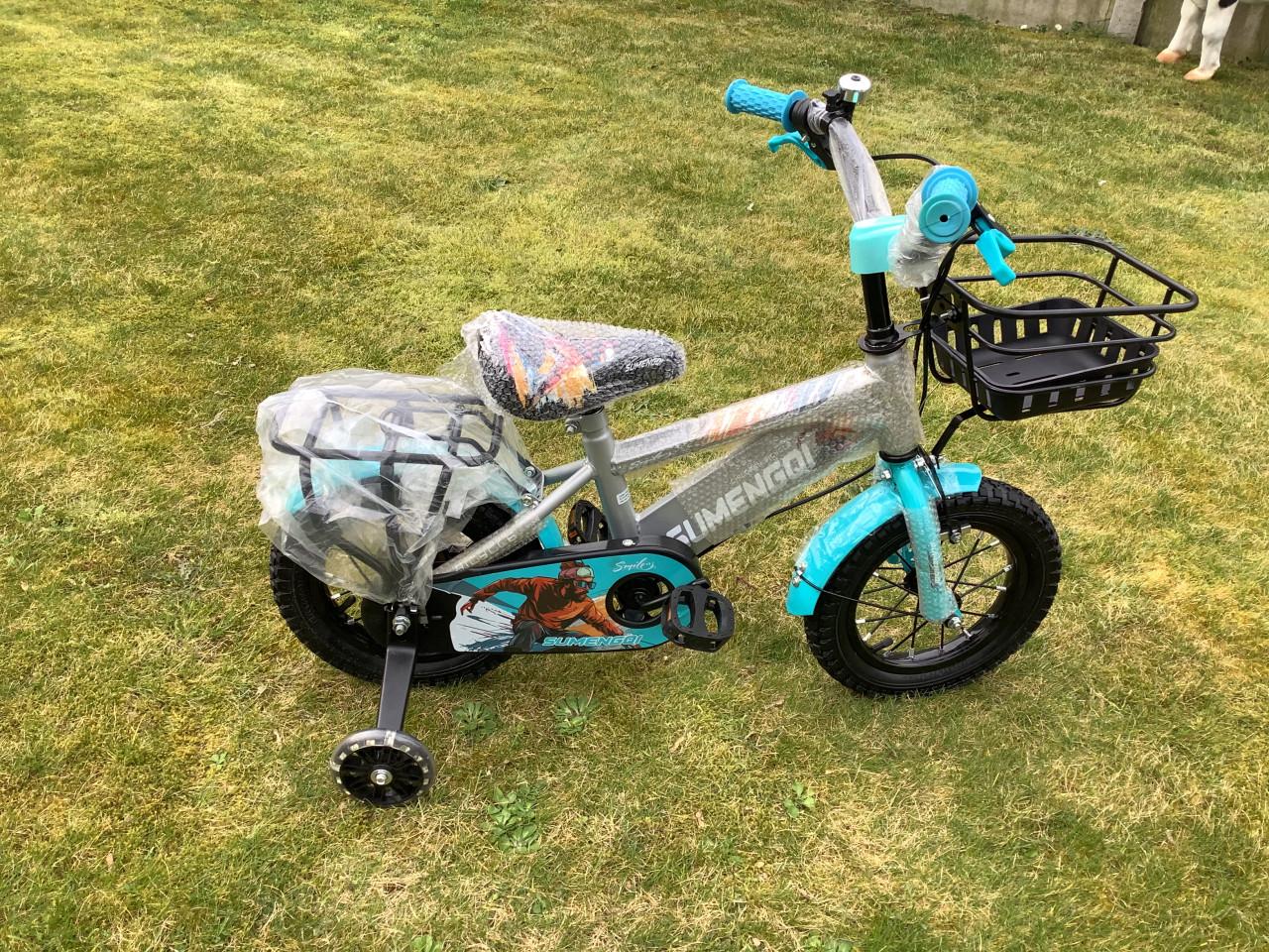 Nieuwe 12 inch kinderfiets :Sumengqi met zijwieltjes en handrem.