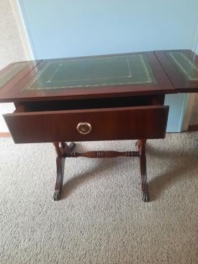 Hangoortafeltje