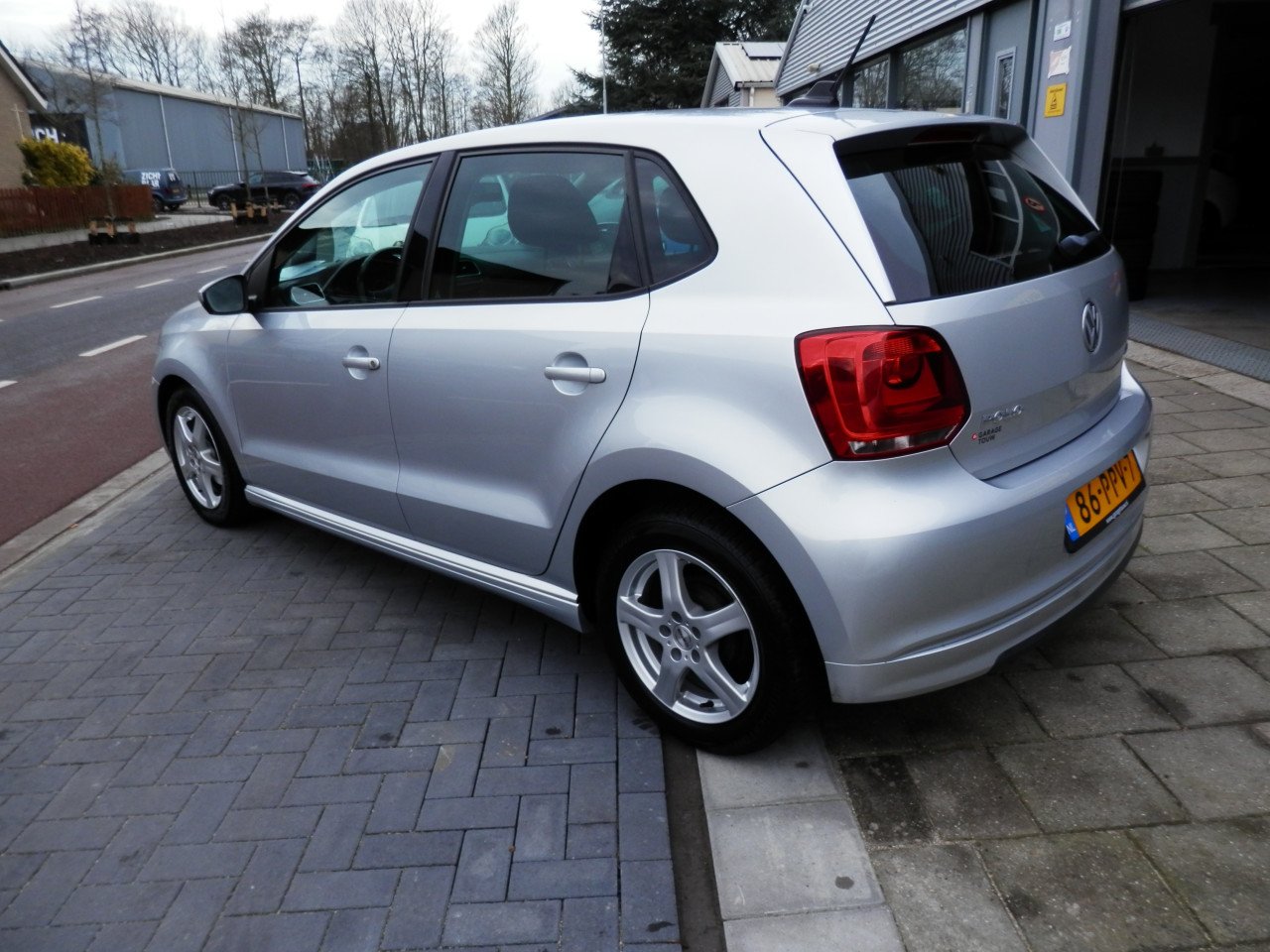 Auto Garant Biedt Aan: Volkswagen Polo 1.2 TDI Bluemotion Comfortline