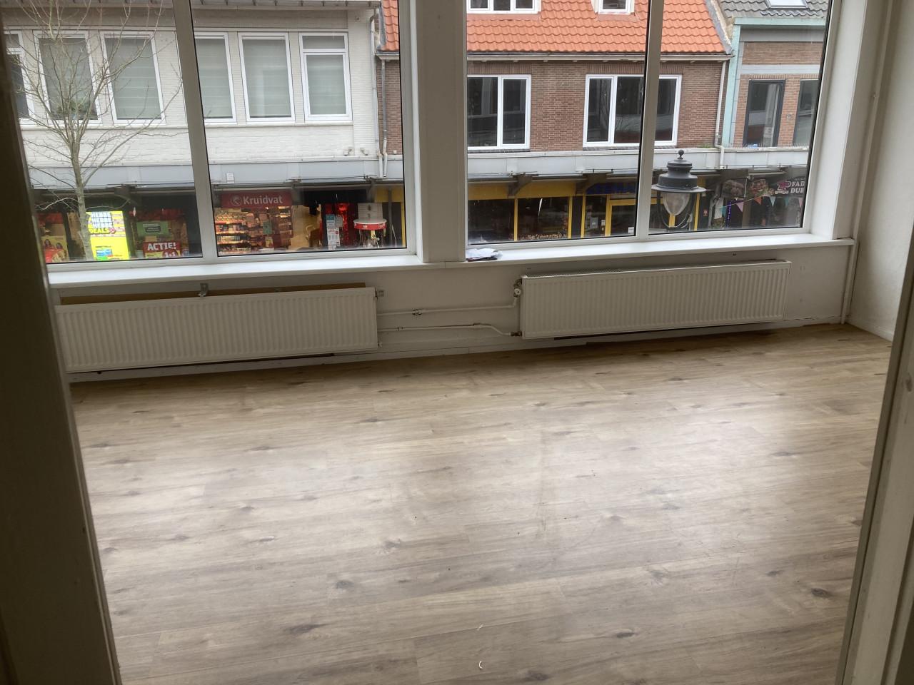 Bovenwoning centrum Oostburg te huur