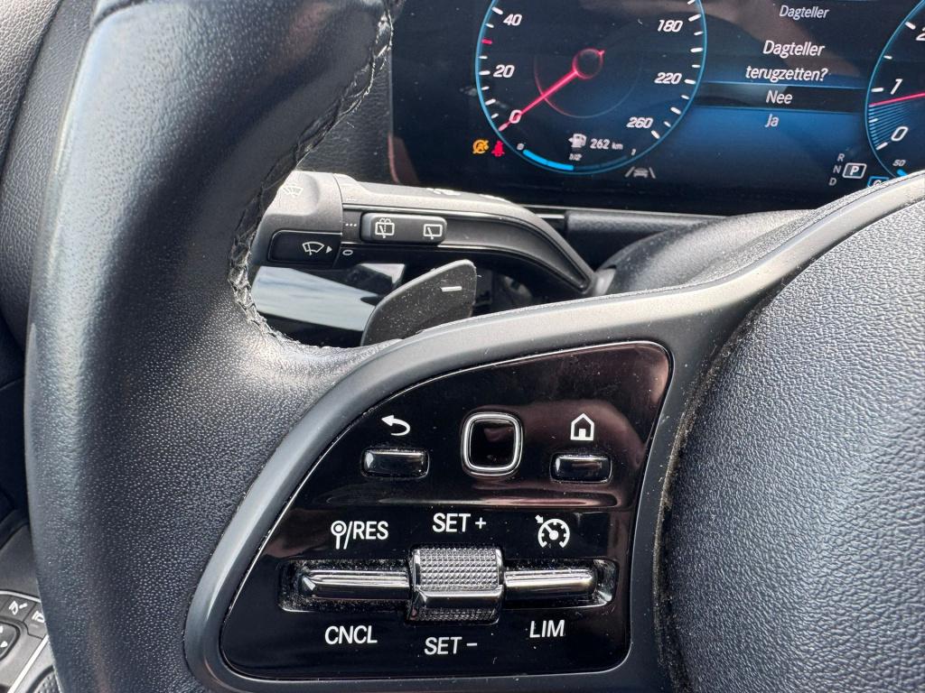 Mercedes-Benz Gla-klasse 180 business solution