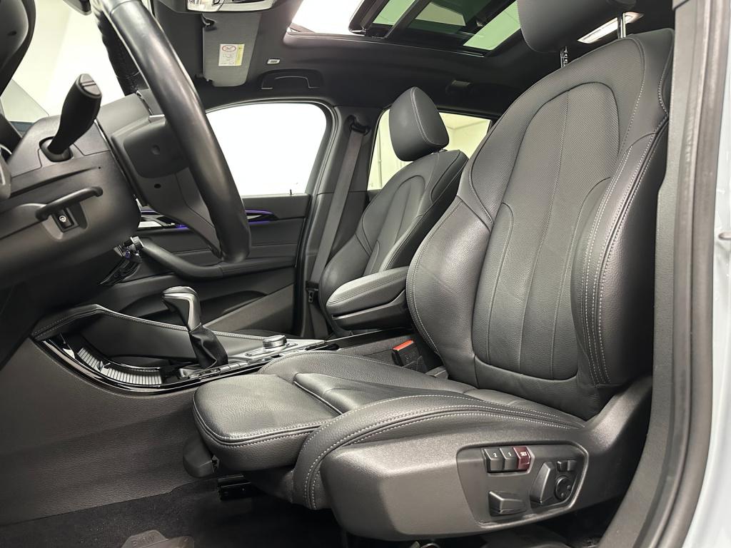 BMW X2 xdrive25e m-sport x | brooklyn grau | panoramadak | memory stoelen |