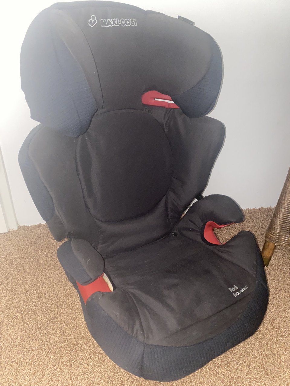 Zitverhoger met rugleuning van maxi cosi
