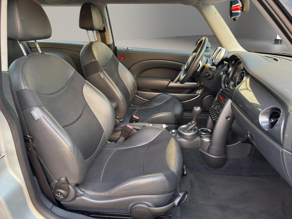 Mini 3-deurs 1.6 cooper chili automaat airco