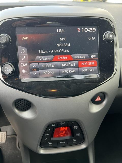 Toyota Aygo 1.0 vvt-i x-cite lage km-stand! 1e eigenaar, dealer oh