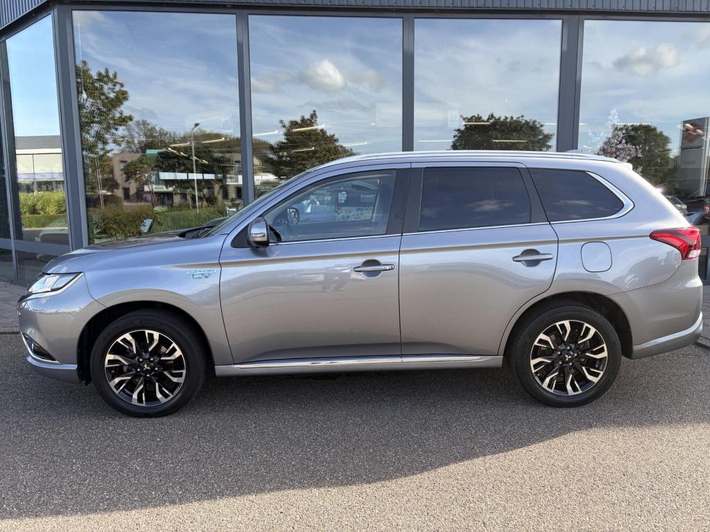 Mitsubishi Outlander 2.0 phev instyle+
