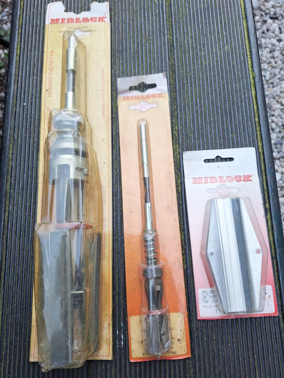 Midlock cilinderhoonapparaten