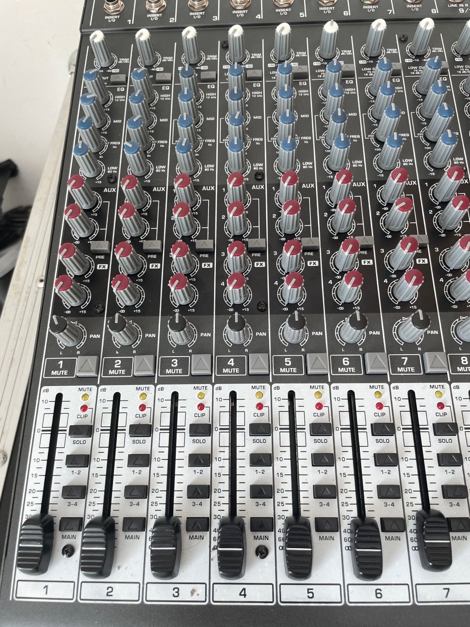 Mooi analoog mengpaneel XENYX 2442FX