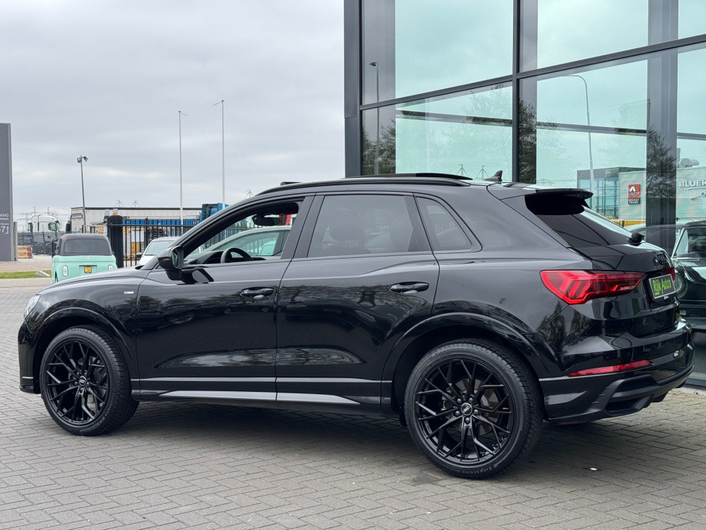Audi Q3 35 tfsi 3x s-line * panoramadak * keyless * leer * camera