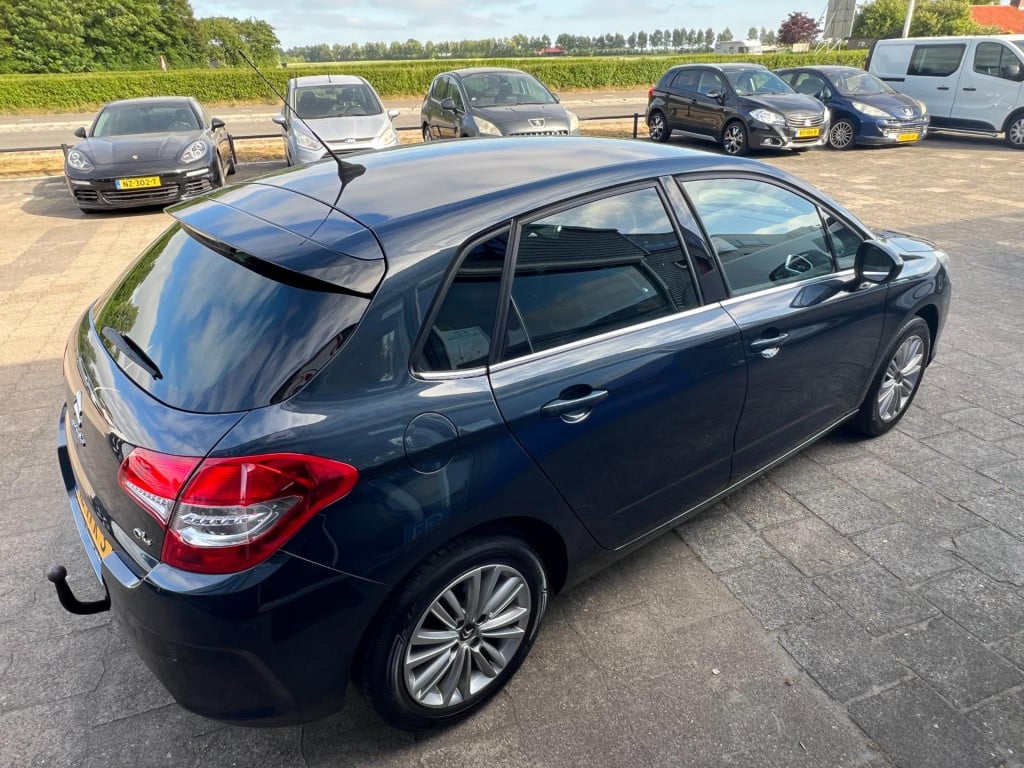 Citroen C4 1.6 vti collection, navi, trekhaak enz...