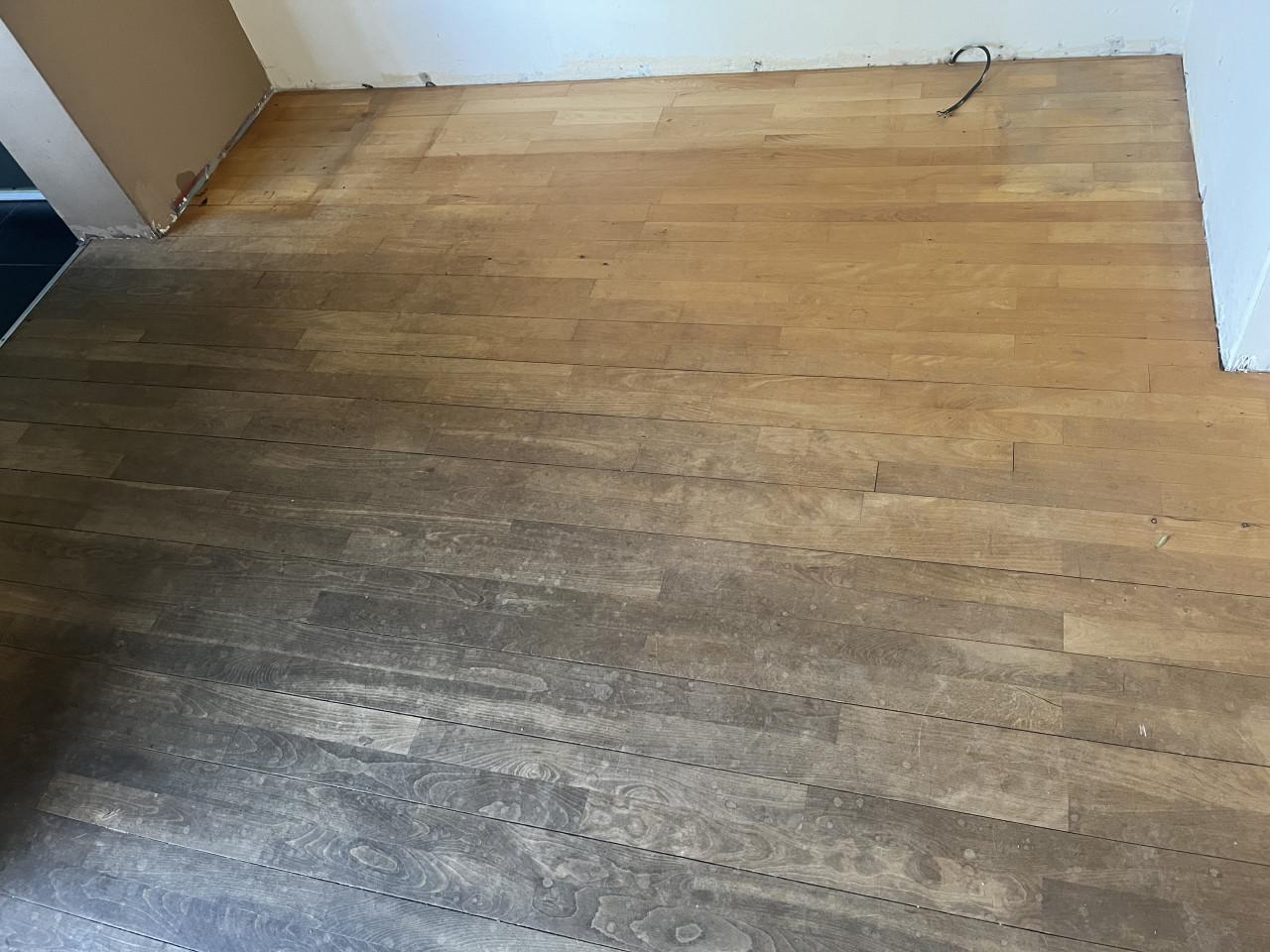 TEAB Eiken laminaat vloer ca 50 m2