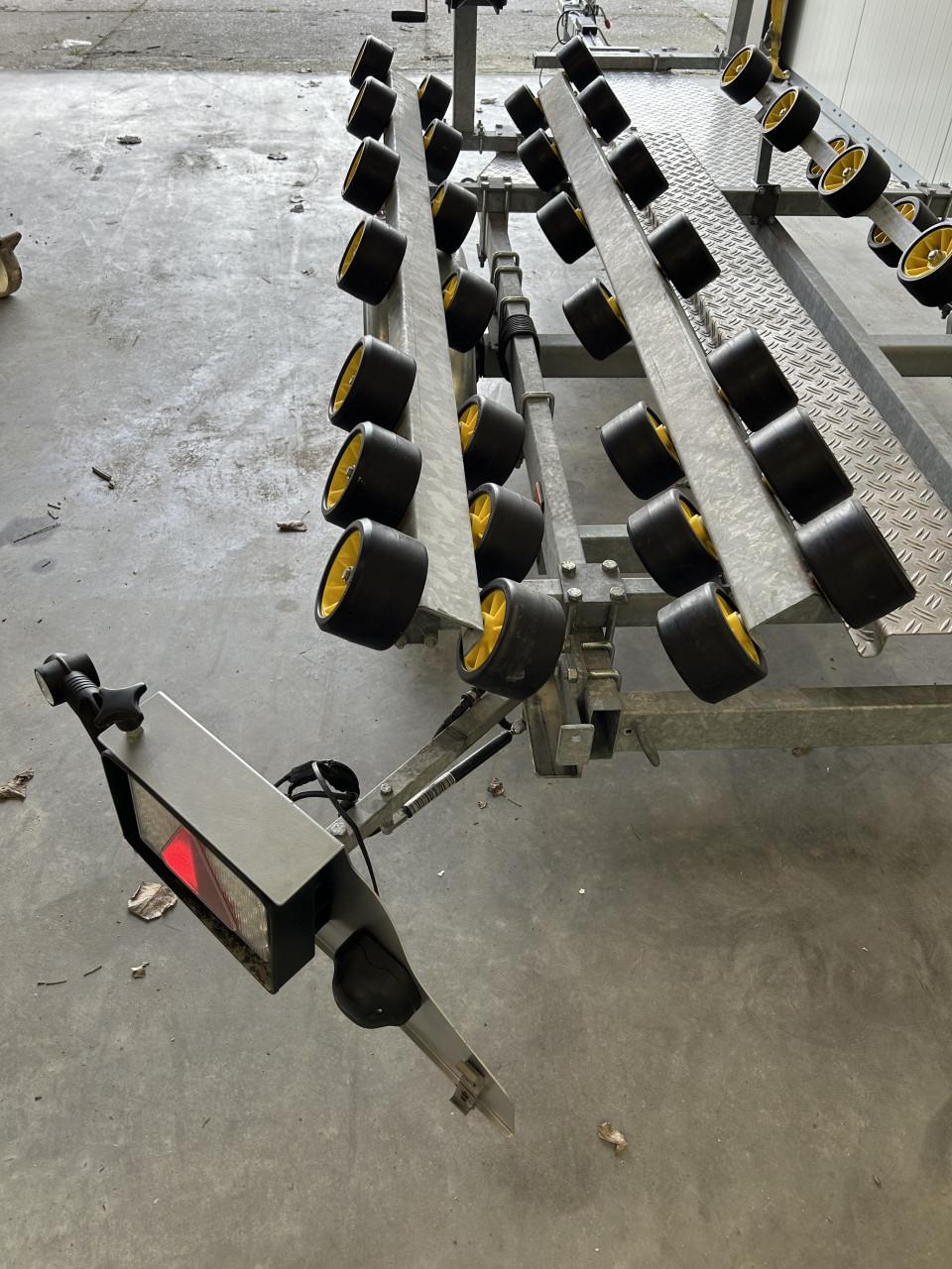 Unieke Double waterscooter/jetski trailer