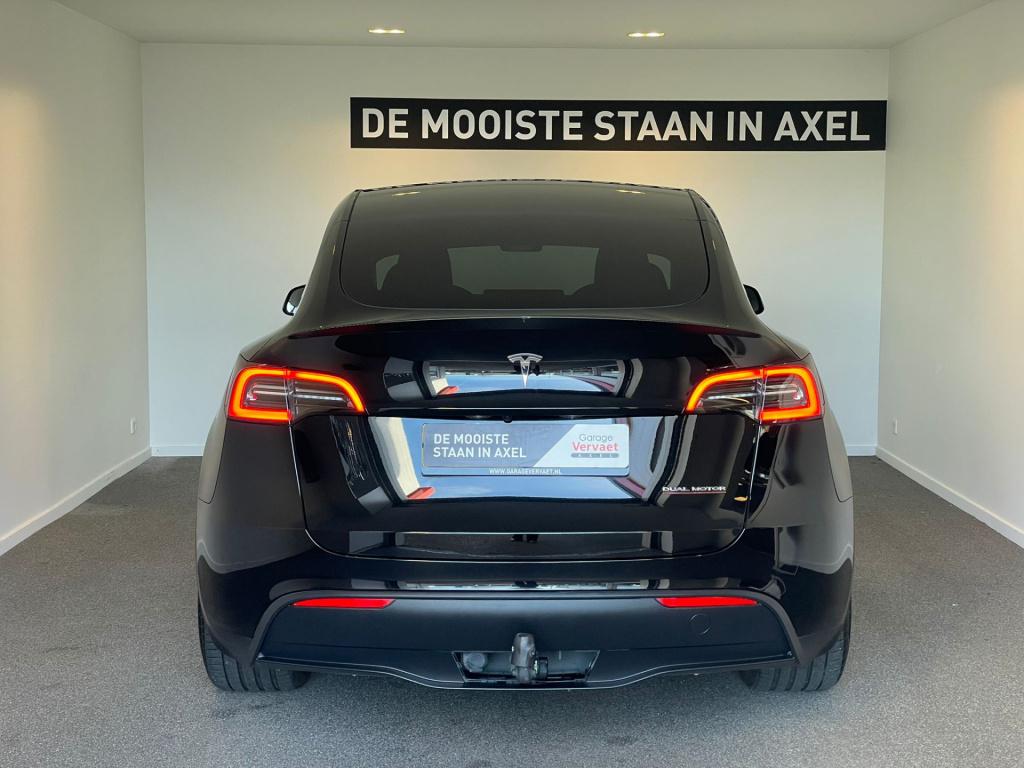 Tesla Model Y long range awd 75 kwh