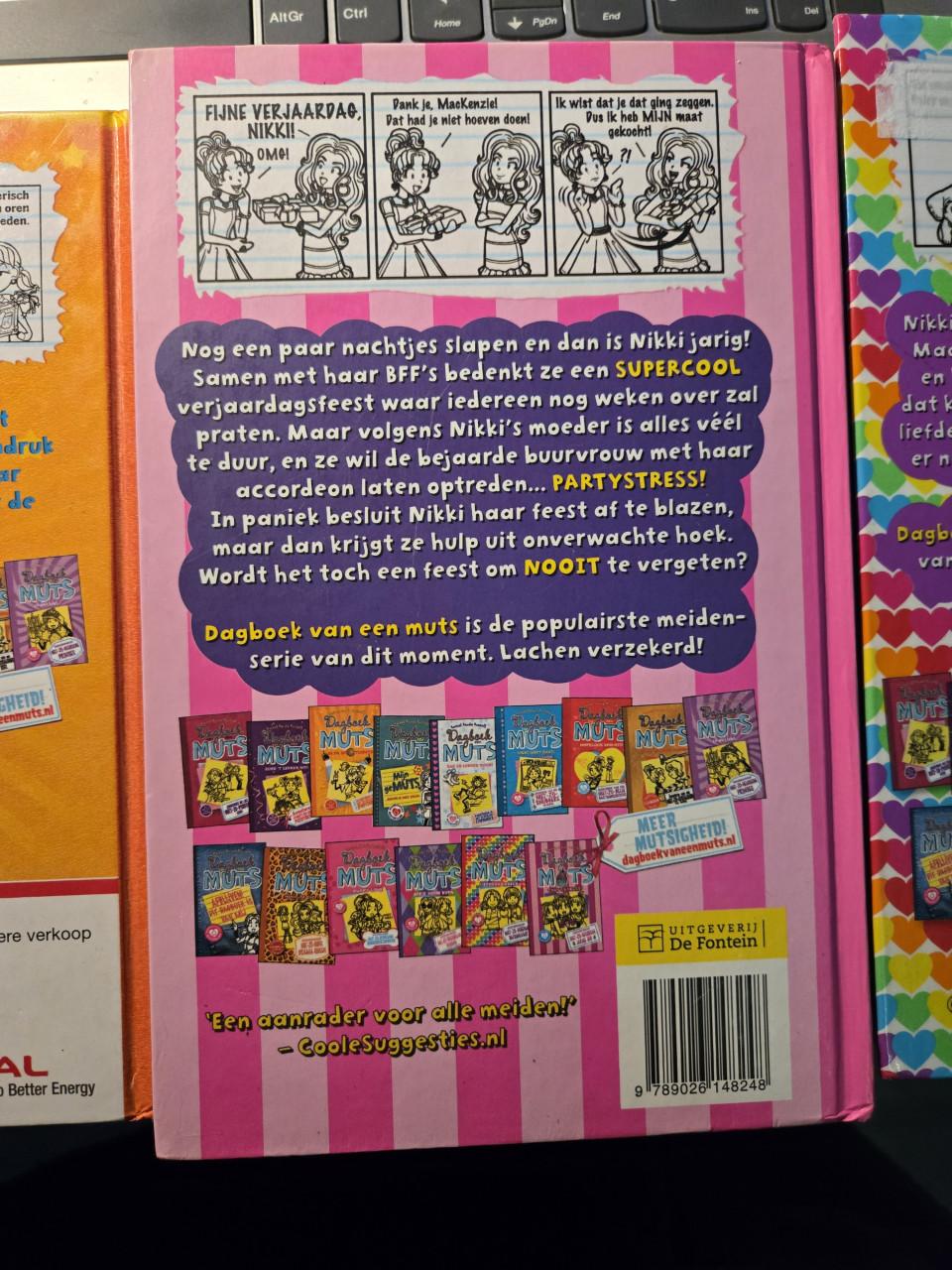 5 boeken uit de serie: Dagboek van een Muts .