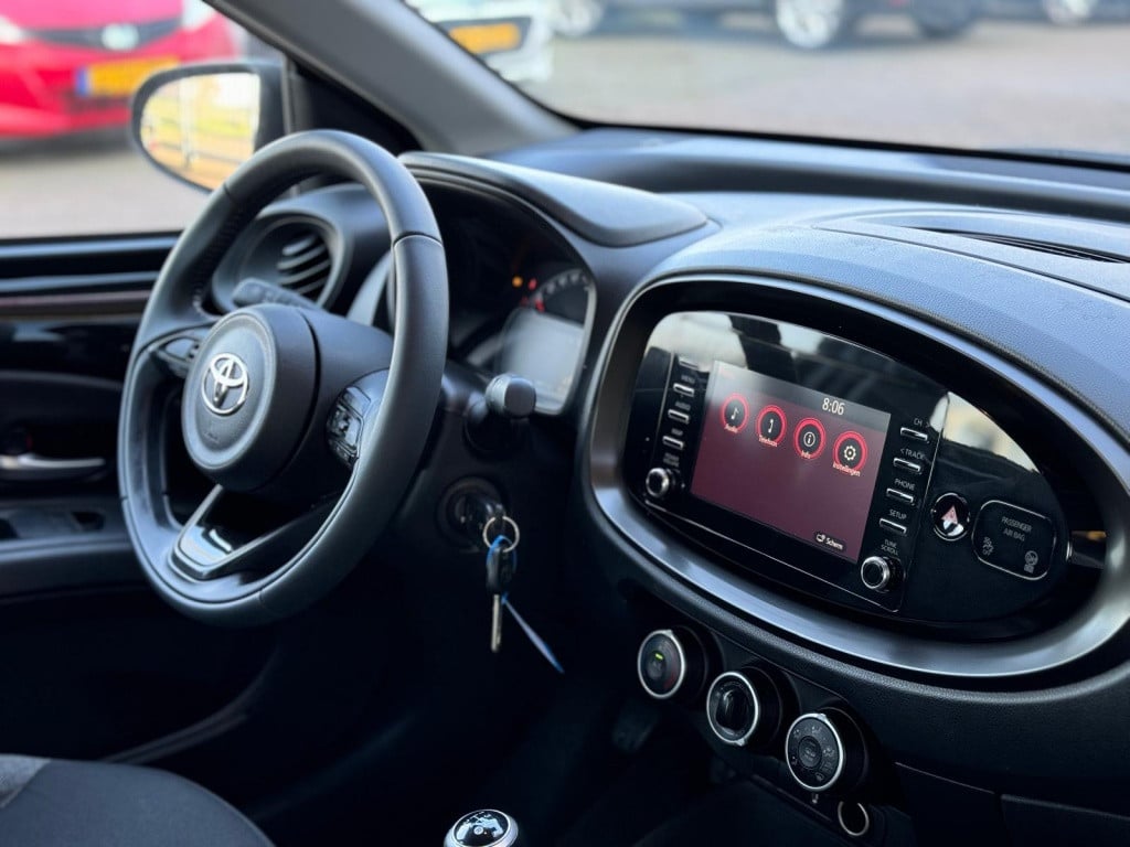 Toyota Aygo x 1.0 vvt-i mt play