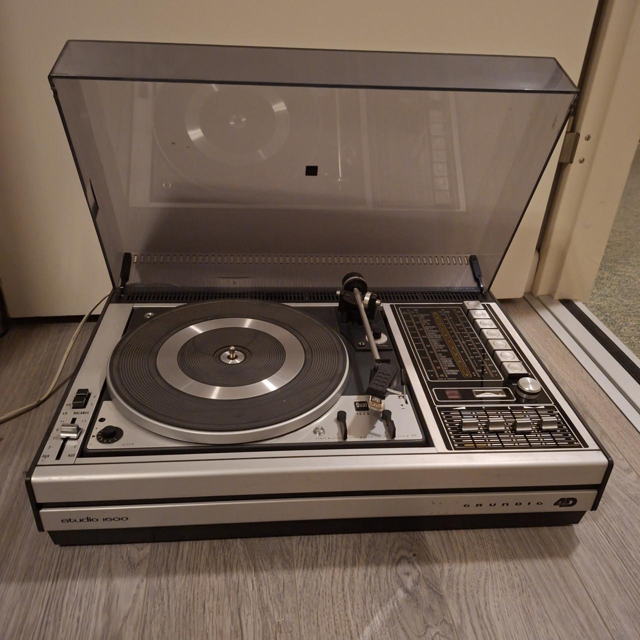 Grundig Studio 1600 platenspeler