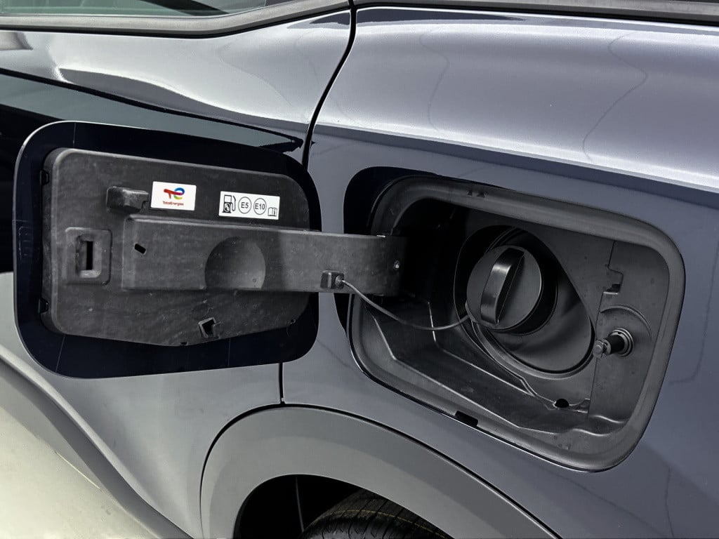 Citroen C4 hybrid 136pk automaat business private lease € 489,- pm - 48mnd 