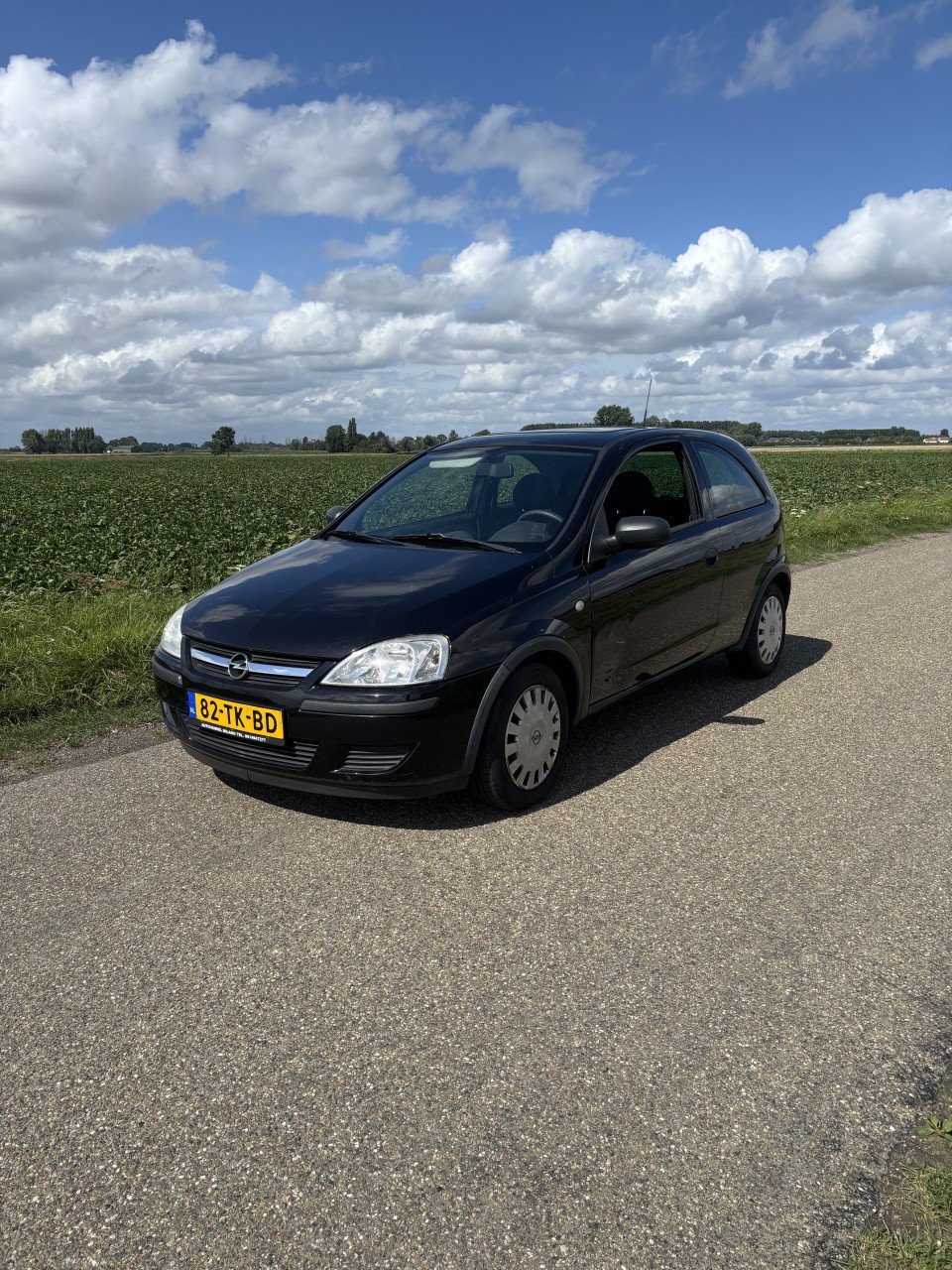 Opel corsa voljaar apk!