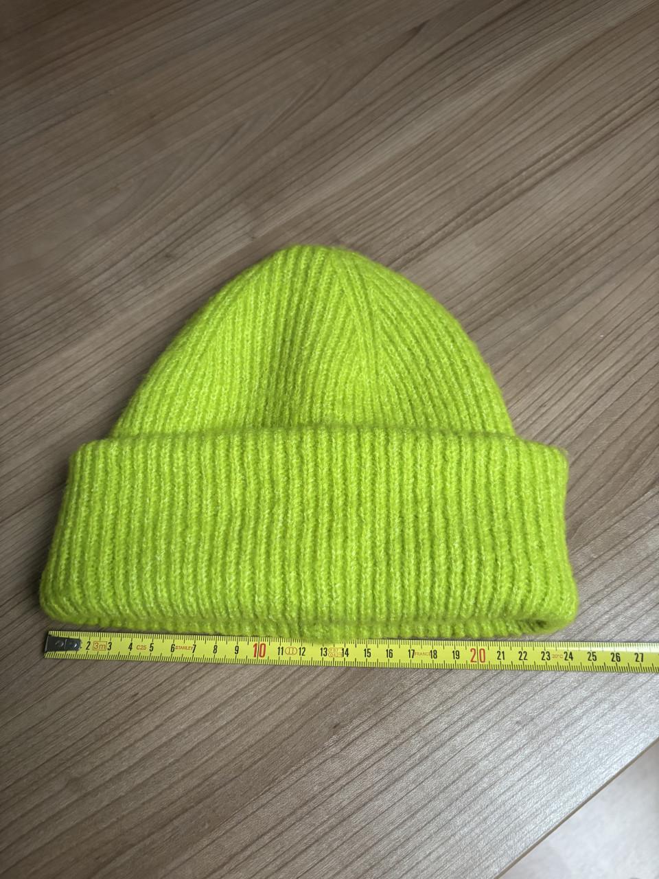 Sarlini muts & sjaal limoengroen