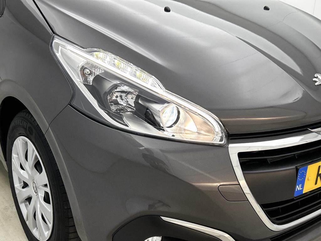 Peugeot 208 82 pk active | rijklaar | trekhaak | navigatie | apple carplay 