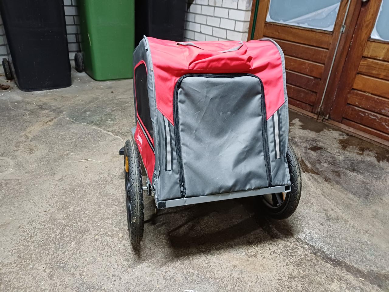 Hondenfietskar te koop