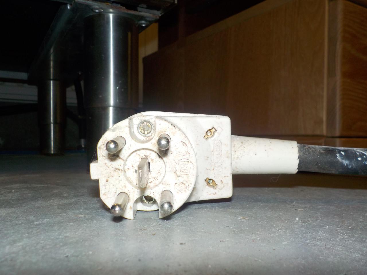 Elektrisch Boretti fornuis met gasstel in zeer goede staat