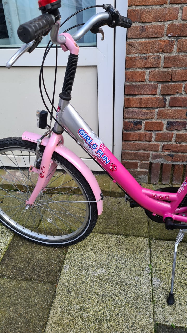 Meisjes fiets Girls Fun-24 inch- met 3 versnellingen- 9 -13 jaar