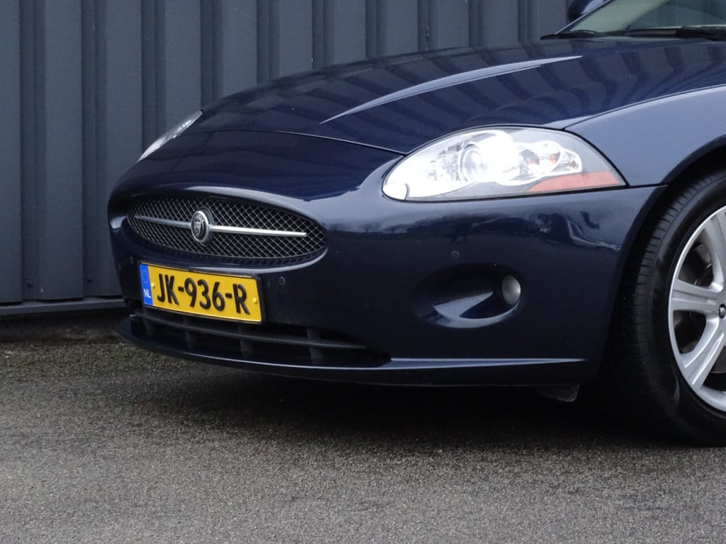 Jaguar Xk 4.2 v8 coupé | youngtimer | memory | stuur-&stoelverwarming