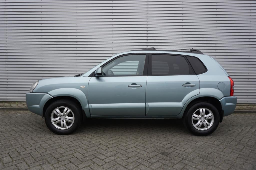 Hyundai Tucson 2.0i style executive climate / navi / cruise / elektr. ramen