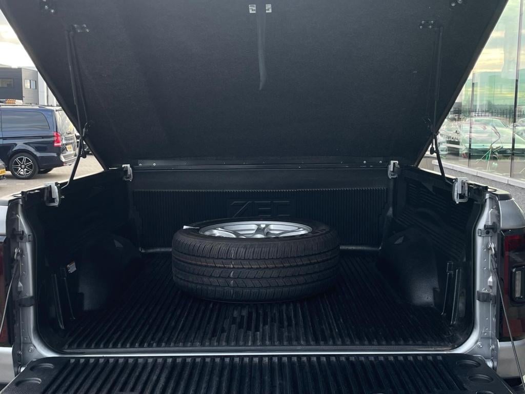 Dodge Ram 1500 5.7 v8 4x4 crew cab night edition alp | wide body | pano | 2