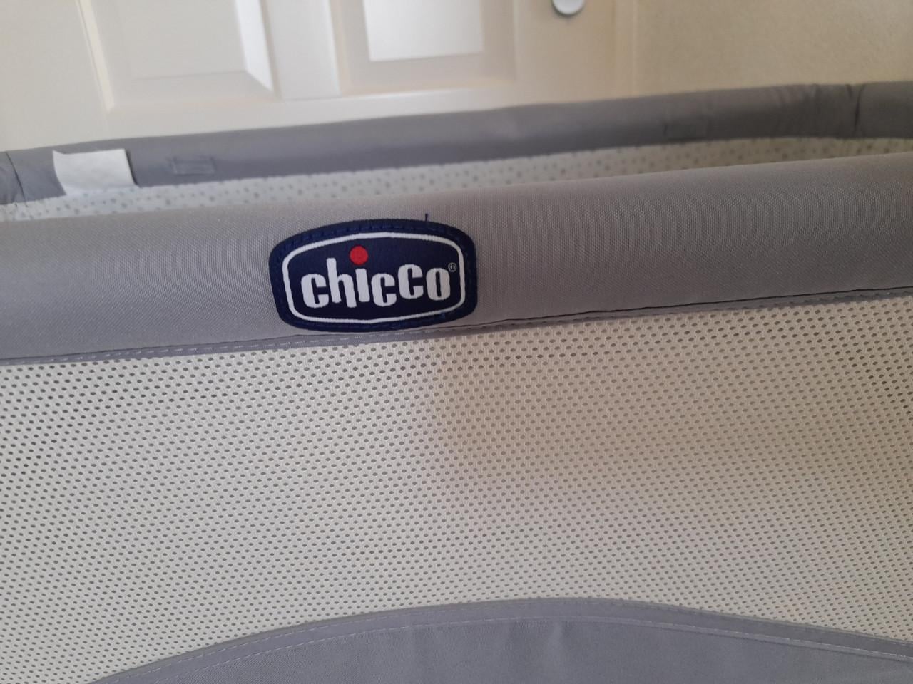 Co-sleeper Chicco Next 2 me  ( z.g.a.n.)  Dit babybedje van Chicco, Chicco