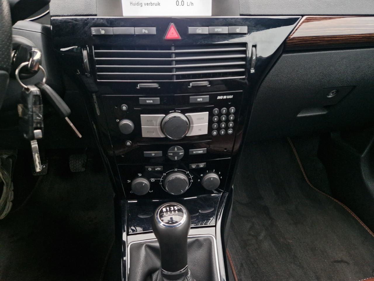 Opel Astra TwinTop 2.0 T Cosmo