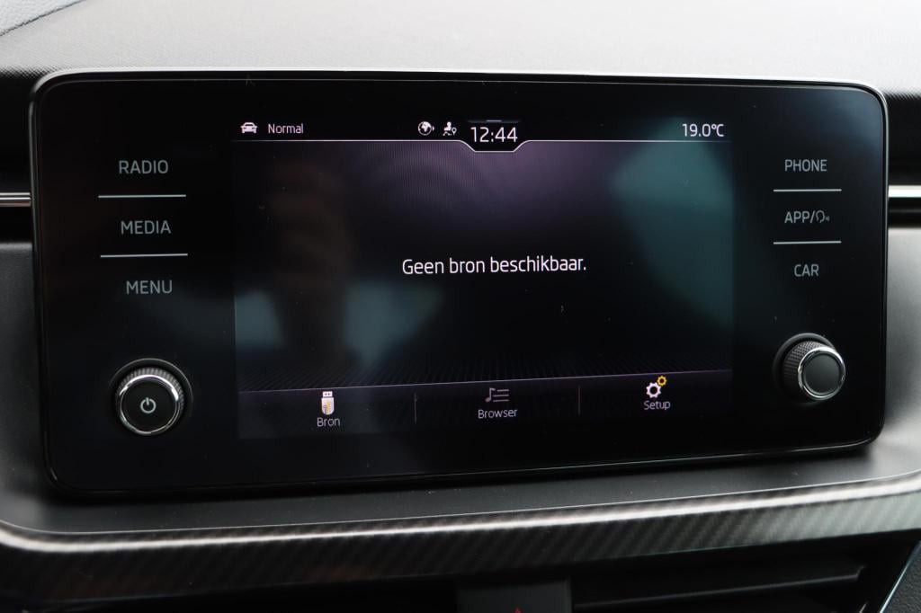 Skoda Kamiq 1.0 tsi monte carlo 110pk dsg7