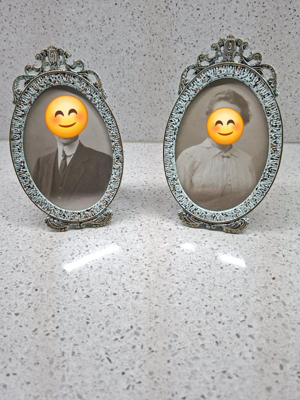 2 antieke fotolijstjes