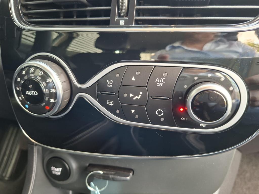 Renault Clio estate 0.9 tce intens