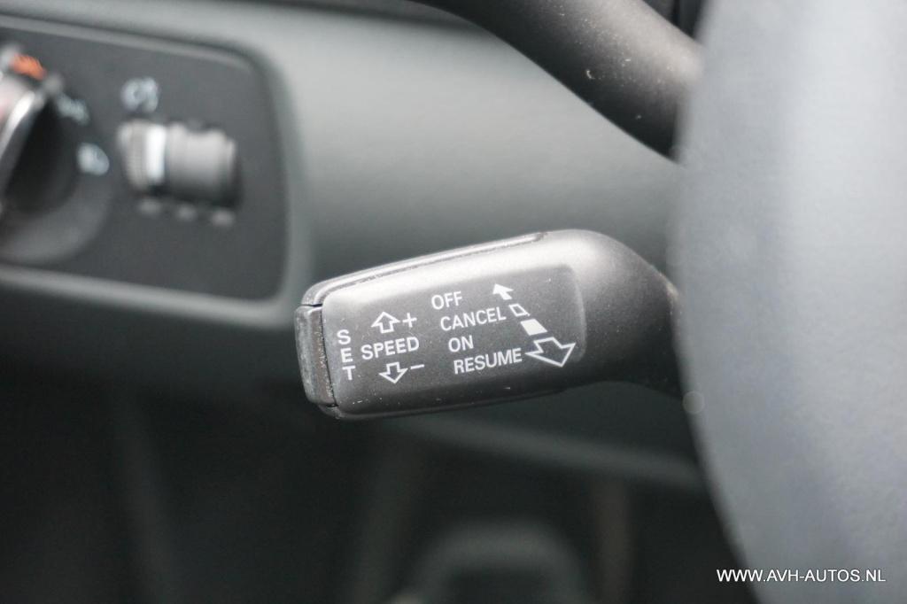 Audi A3 sportback 1.2 tfsi s edition automaat