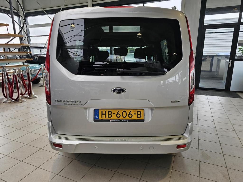 Ford Tourneo Connect compact 1.0 titanium