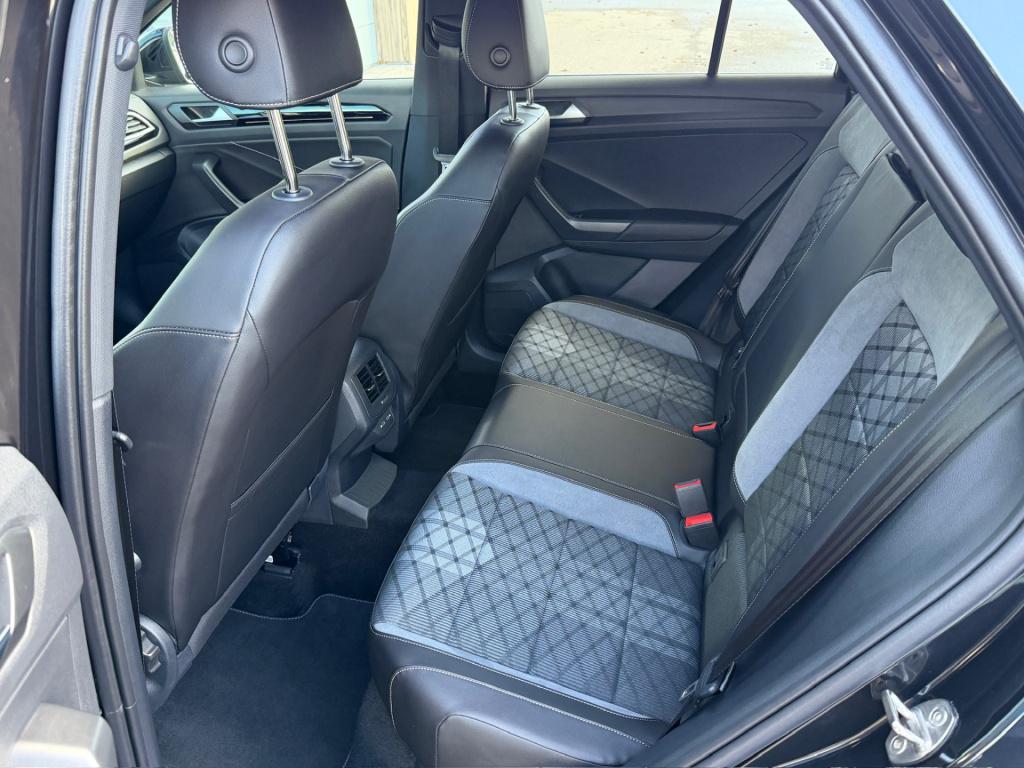 Volkswagen T-roc 1.5 tsi 150pk dsg r-line | camera | keyless | elek. achter