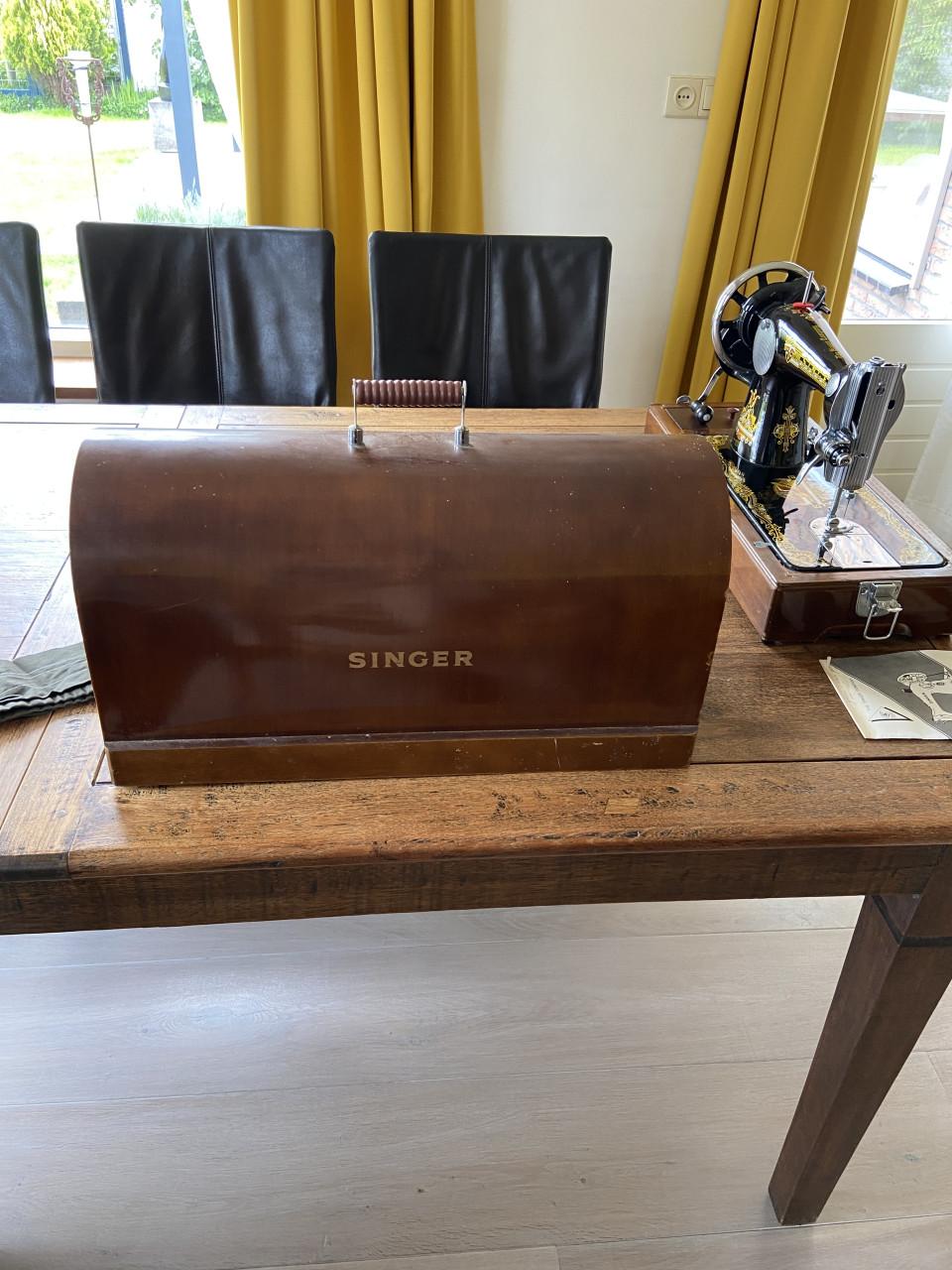 Vintage Singer naaimachine
