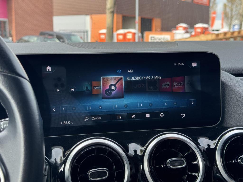 Mercedes-Benz B-Klasse 180 business solution incl. trekhaak afneembaar!