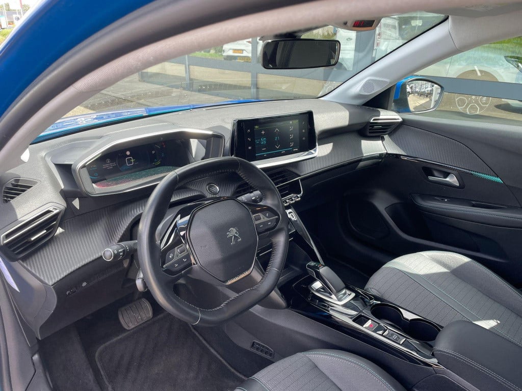 Peugeot 208 ev active 50 kwh automaat| de enige peugeot die geen olie verbr