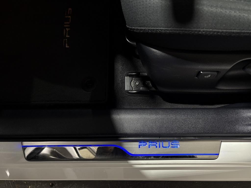 Toyota Prius 1.8 first edition | camera | bsm | pdc |