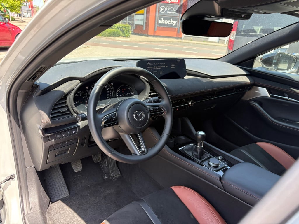 Mazda 3 2.0 e-skyactiv-g m hybrid 122 homura