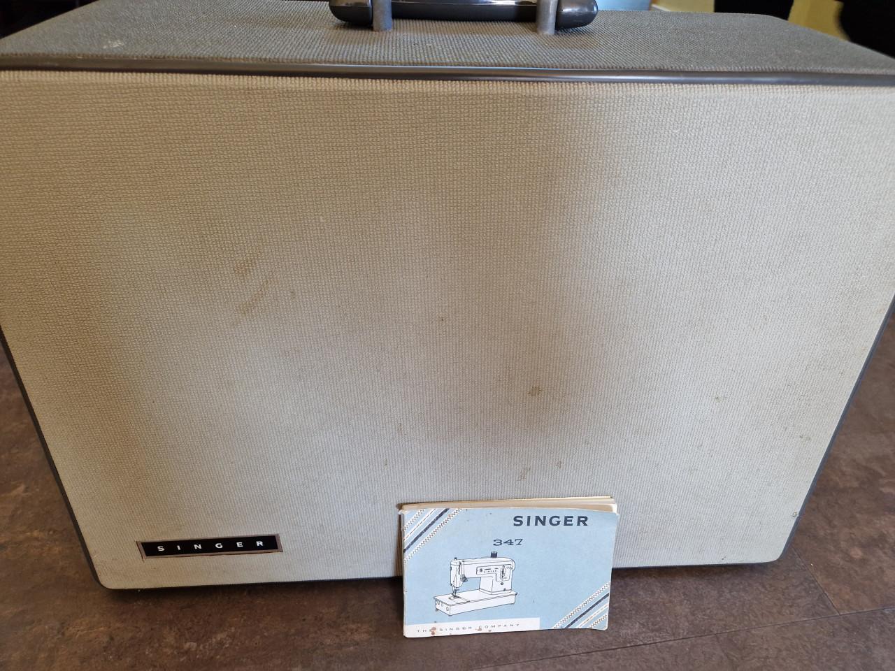 Gratis af te halen: Singer 347 naaimachine