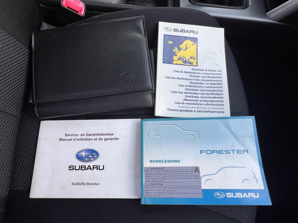 Subaru Forester 2.0 xs 40 year edition, panodak, trekhaak enz...