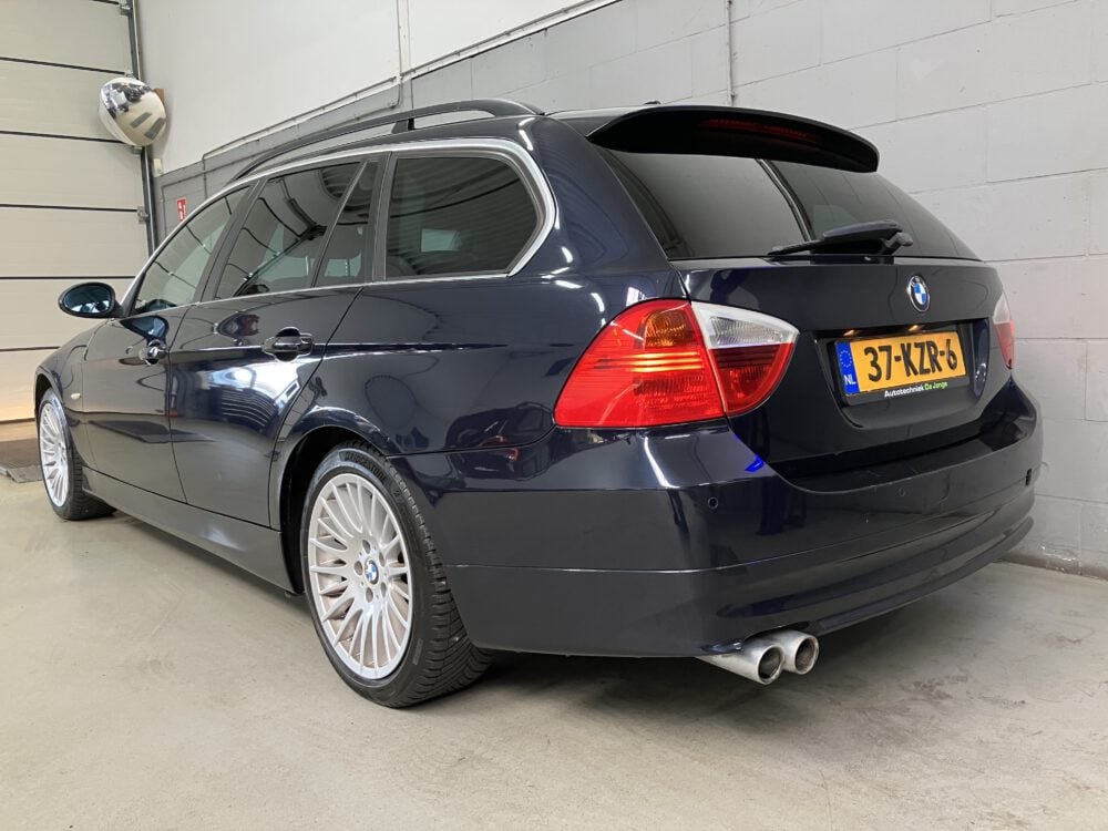 BMW 3-serie Touring 330d Dynamic Executive