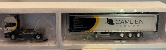 Model Scania R-serie vrachtauto met trailer schaal 1:50