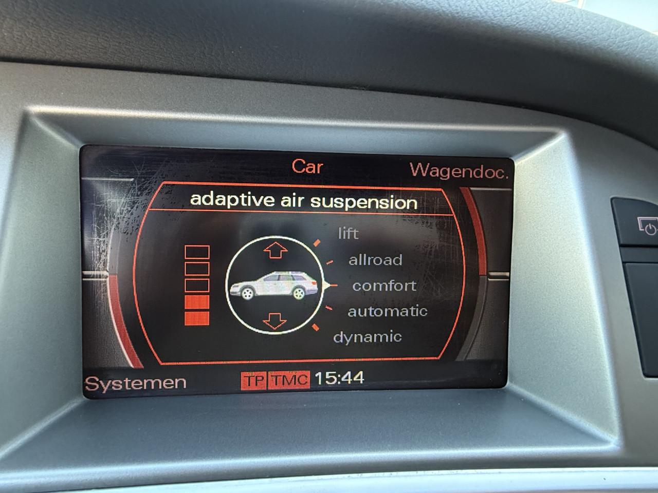 Audi A6 allroad quattro - 3.2 V6